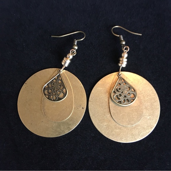 unbranded Jewelry - Bohemian Vintage Style Distressed Bronze Circle Earrings
